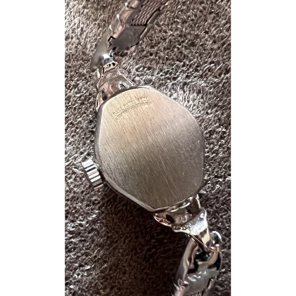 Vintage Ladies Benrus 17 Jewel Silver Tone Cocktail Mechanical Wind Watch - Picture 9 of 9